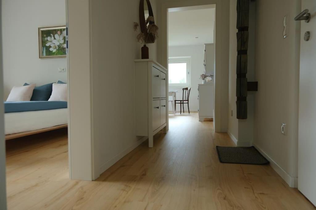 Haus Hafner Sonniges Apartment Terlano Exterior photo